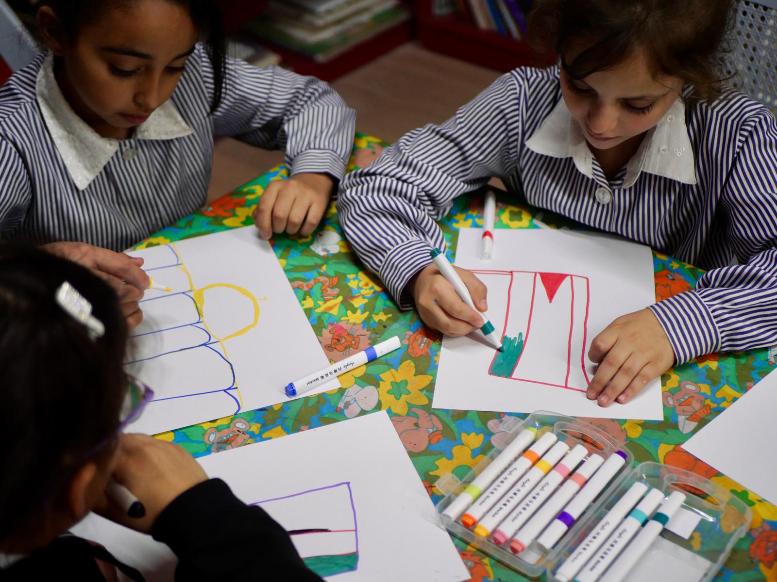 Atelier de dessin à Hebron